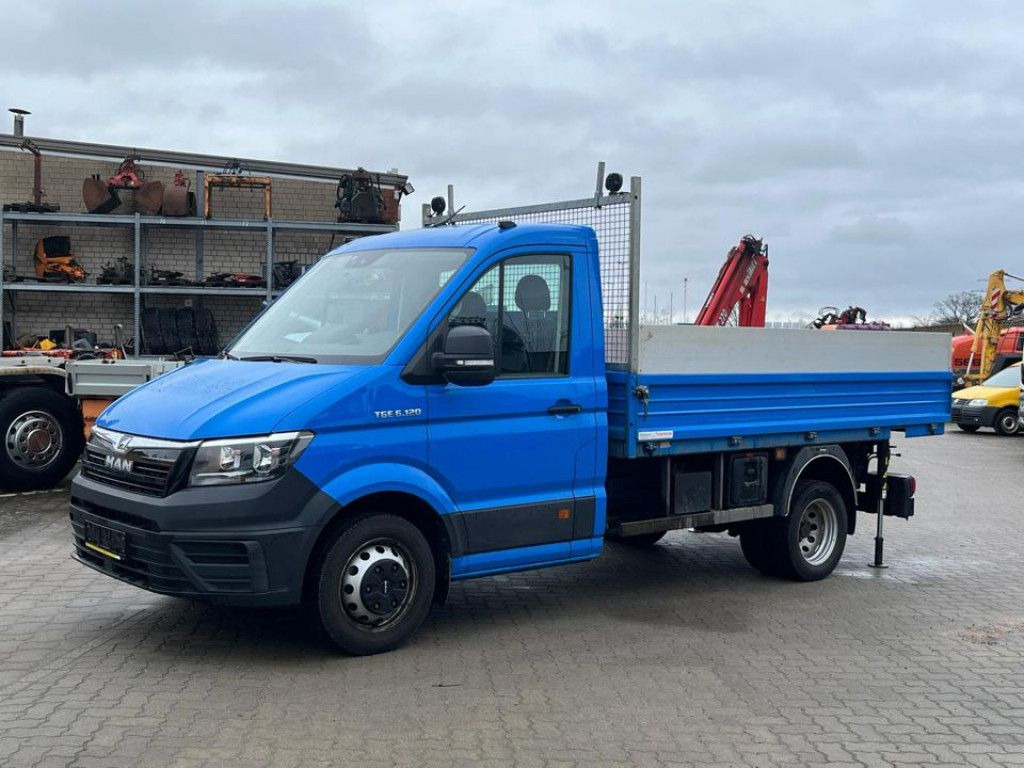 MAN TG-E 6.120 Pritsche Heckkran Funk - Flatbed van: picture 3 MAN TG-E 6.120 Pritsche Heckkran Funk - Flatbed van: picture 3
