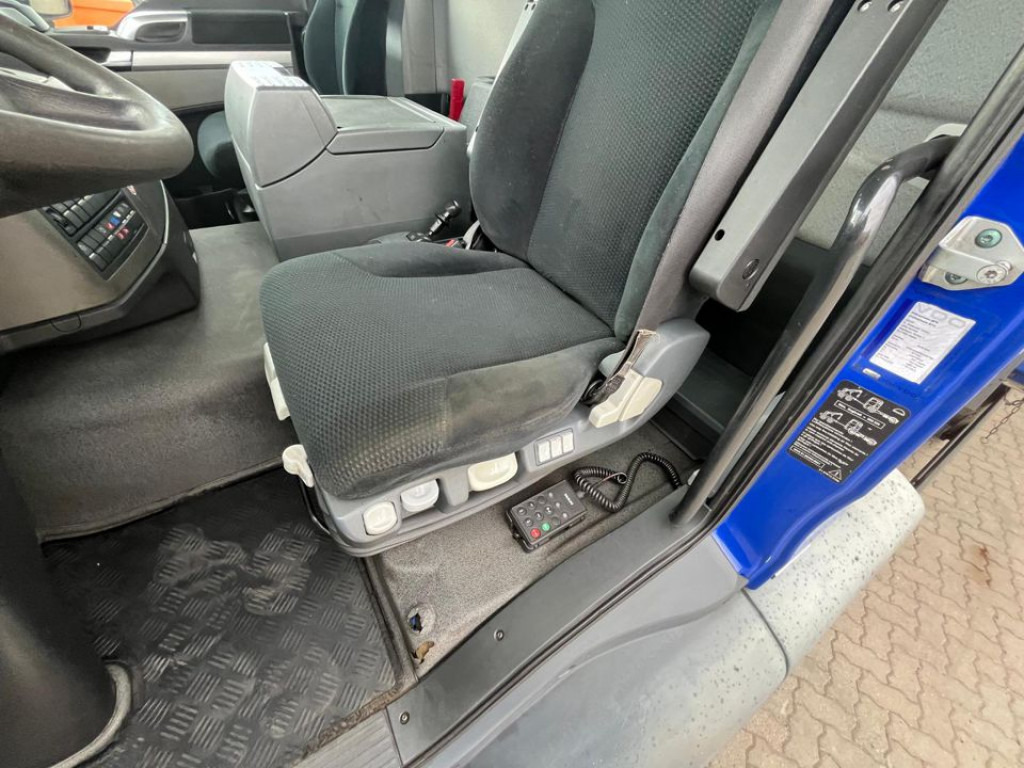 MAN TG-S 26.400 6x2 BL Absetzkipper Meiller Funk - Skip loader truck: picture 3 MAN TG-S 26.400 6x2 BL Absetzkipper Meiller Funk - Skip loader truck: picture 3