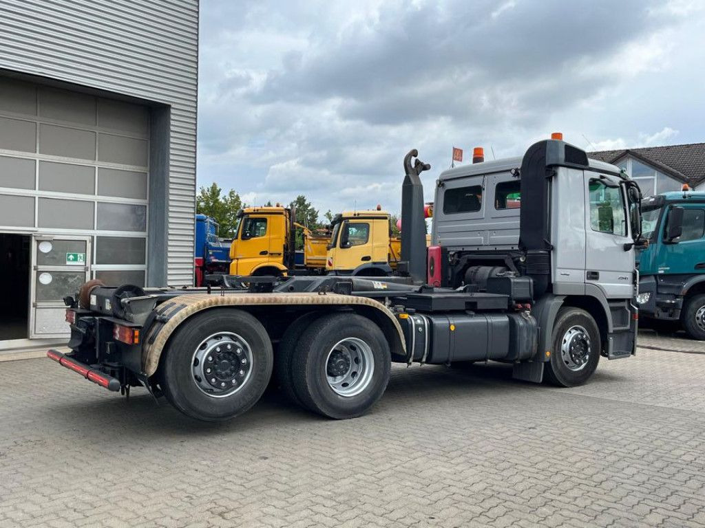 Mercedes-Benz Actros 2641 L 6x2 Abrollkipper 159TKM kuz.Radsta - Hook lift truck: picture 3 Mercedes-Benz Actros 2641 L 6x2 Abrollkipper 159TKM kuz.Radsta - Hook lift truck: picture 3