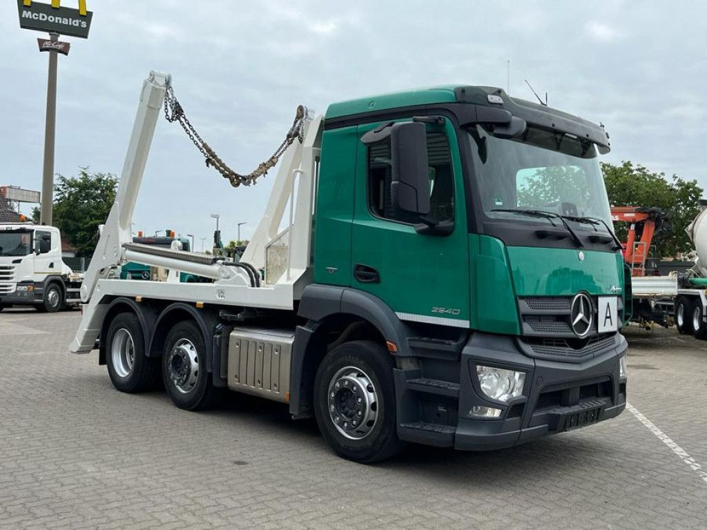 Mercedes-Benz Antos 2540 L 6x2 Absetzkipper Vorlauf Lenk - Skip loader truck: picture 2 Mercedes-Benz Antos 2540 L 6x2 Absetzkipper Vorlauf Lenk - Skip loader truck: picture 2