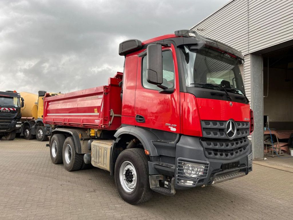 Mercedes-Benz Arocs 2648 6x4 3-Achs Kipper Bordmatik - Tipper: picture 2 Mercedes-Benz Arocs 2648 6x4 3-Achs Kipper Bordmatik - Tipper: picture 2
