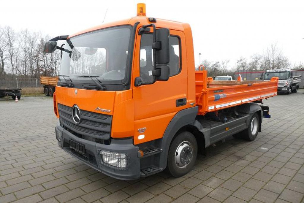 Mercedes-Benz Atego 818 K 2-Achs Kipper Schalter - Tipper van: picture 3 Mercedes-Benz Atego 818 K 2-Achs Kipper Schalter - Tipper van: picture 3
