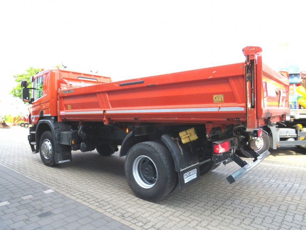 Scania P 410 4x2 2-Achs Kipper Meiller Bordmatik - Tipper: picture 3 Scania P 410 4x2 2-Achs Kipper Meiller Bordmatik - Tipper: picture 3