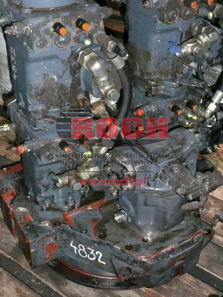 BRUENINGHAUS HYDROMATIK Zmiennik BOMAG+ 058008903 A4VG71DA2DT2/32L-NZF10K071E-S 9608108 252.18.08.21 9607847 384.18.00.08( 4018409)+ 05800903 A4VG71DGDT1/32L-PSF10K021E-S 9600031 252.18.01.03 9607847 384.18.00.08 ( 4018392)+ - Hydraulic pump: picture 1 BRUENINGHAUS HYDROMATIK Zmiennik BOMAG+ 058008903 A4VG71DA2DT2/32L-NZF10K071E-S 9608108 252.18.08.21 9607847 384.18.00.08( 4018409)+ 05800903 A4VG71DGDT1/32L-PSF10K021E-S 9600031 252.18.01.03 9607847 384.18.00.08 ( 4018392)+ - Hydraulic pump: picture 1