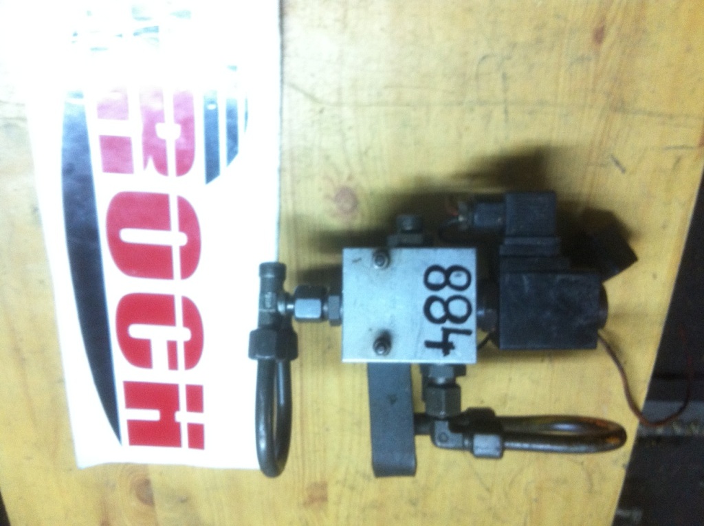 COMATROL 9225008490 + CEWKI 24V 28W - Hydraulic valve for Construction machinery: picture 1 COMATROL 9225008490 + CEWKI 24V 28W - Hydraulic valve for Construction machinery: picture 1