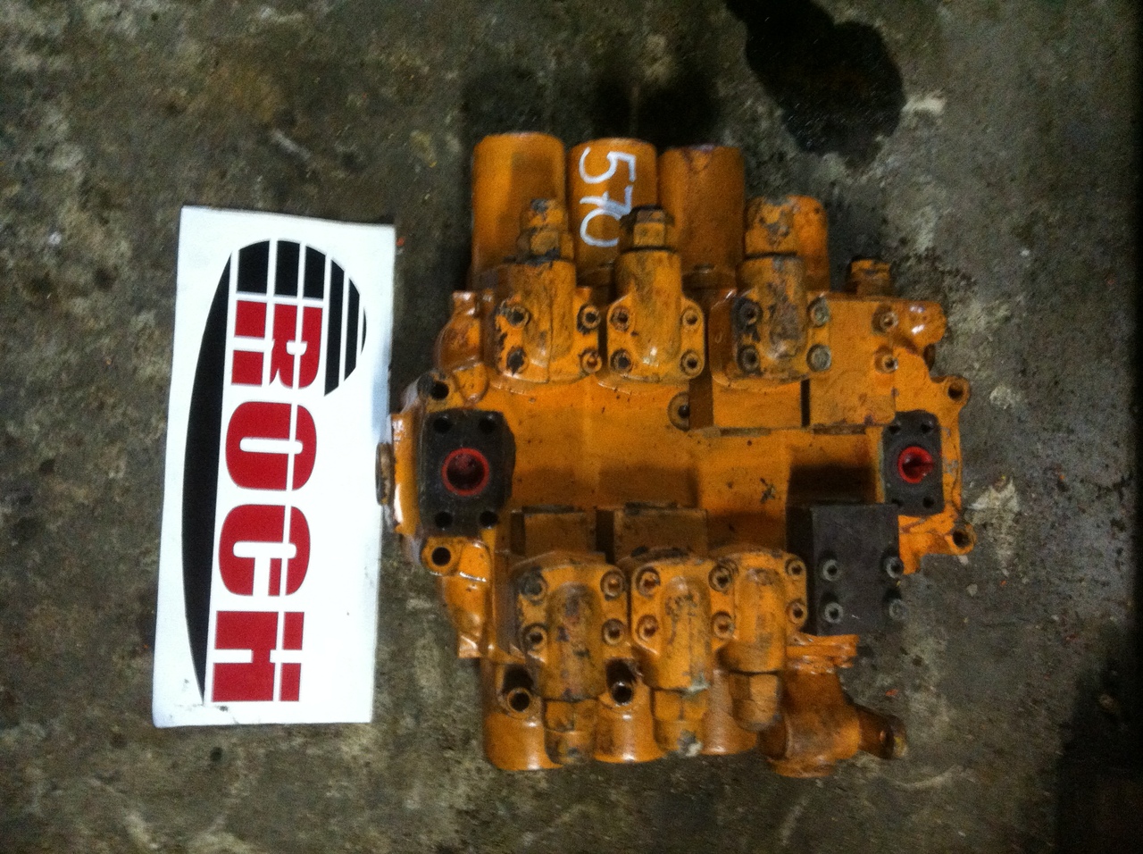 LINDE 6638 7550/M - 4 sekcyjny - Hydraulic valve for Construction machinery: picture 1 LINDE 6638 7550/M - 4 sekcyjny - Hydraulic valve for Construction machinery: picture 1