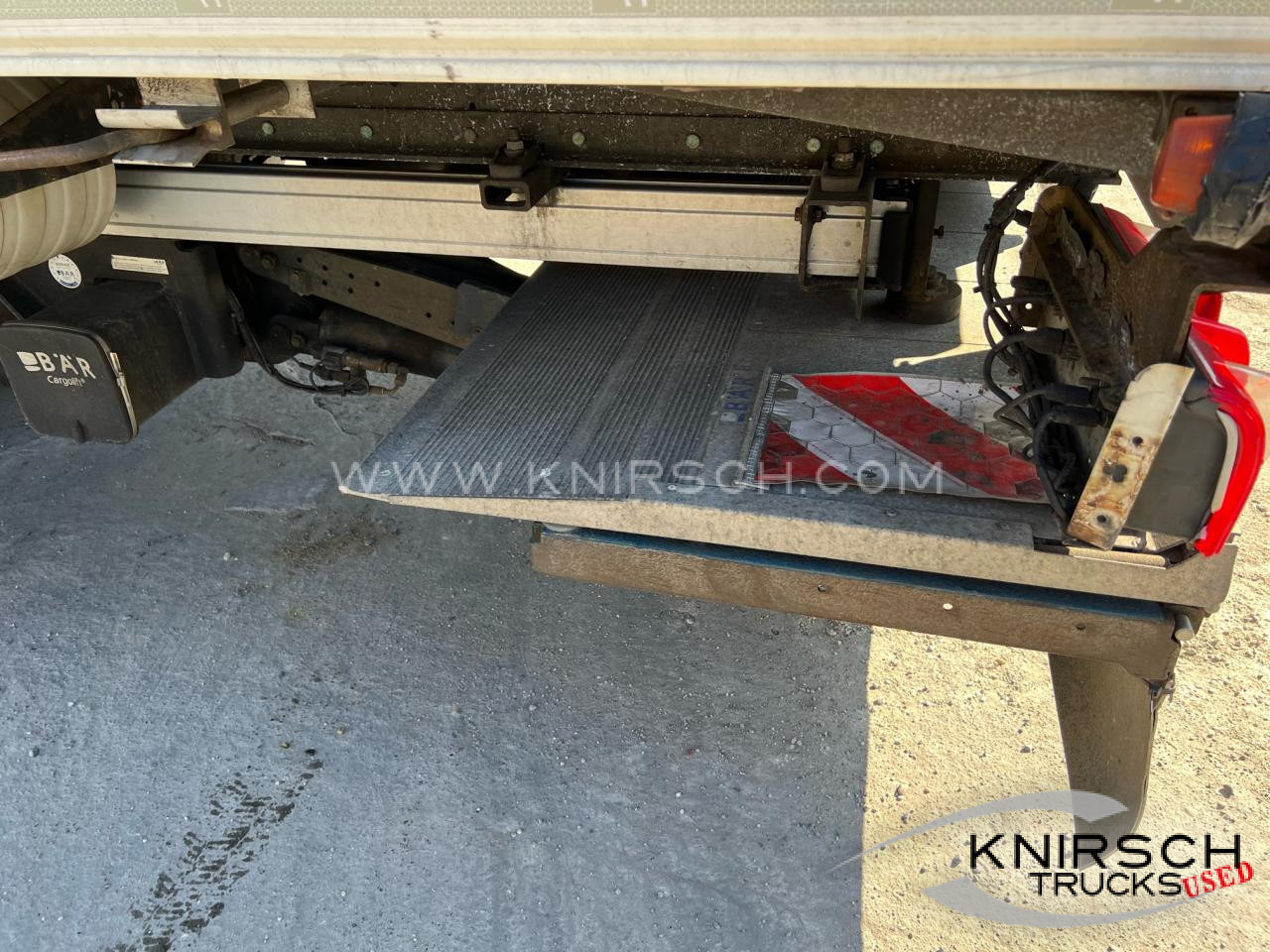 SCHMITZ SKO 24 Doppelstock, LBW 2000 kg, Liftachse - Isothermal semi-trailer: picture 3 SCHMITZ SKO 24 Doppelstock, LBW 2000 kg, Liftachse - Isothermal semi-trailer: picture 3