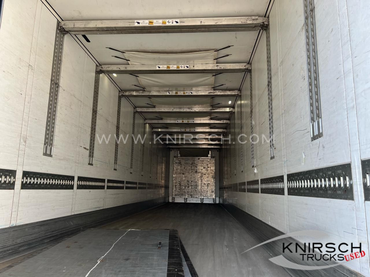 Schmitz Cargobull SKO 34 Doppelstock, Liftachse, LBW 2000 kg Schmitz Cargobull SKO 24 Doppelstock, LBW 2000 kg, Liftachse - Refrigerator semi-trailer: picture 5 Schmitz Cargobull SKO 34 Doppelstock, Liftachse, LBW 2000 kg Schmitz Cargobull SKO 24 Doppelstock, LBW 2000 kg, Liftachse - Refrigerator semi-trailer: picture 5