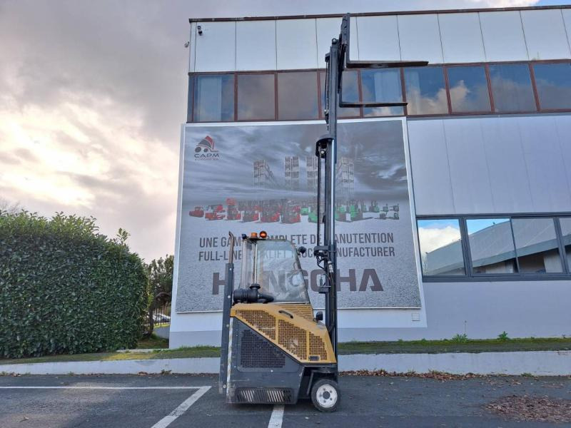 Amlift AGILIFT 25-12-49 - 4-way reach truck: picture 5 Amlift AGILIFT 25-12-49 - 4-way reach truck: picture 5