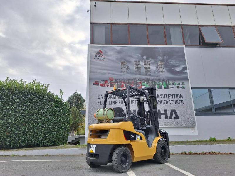 Caterpillar GP30NTD - LPG forklift: picture 5 Caterpillar GP30NTD - LPG forklift: picture 5