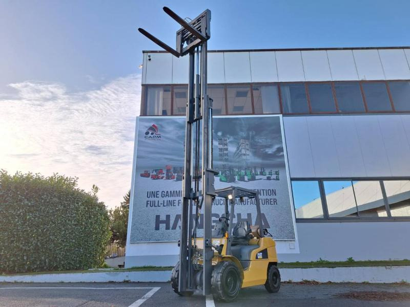 LPG forklift Caterpillar GP30NTD: picture 7