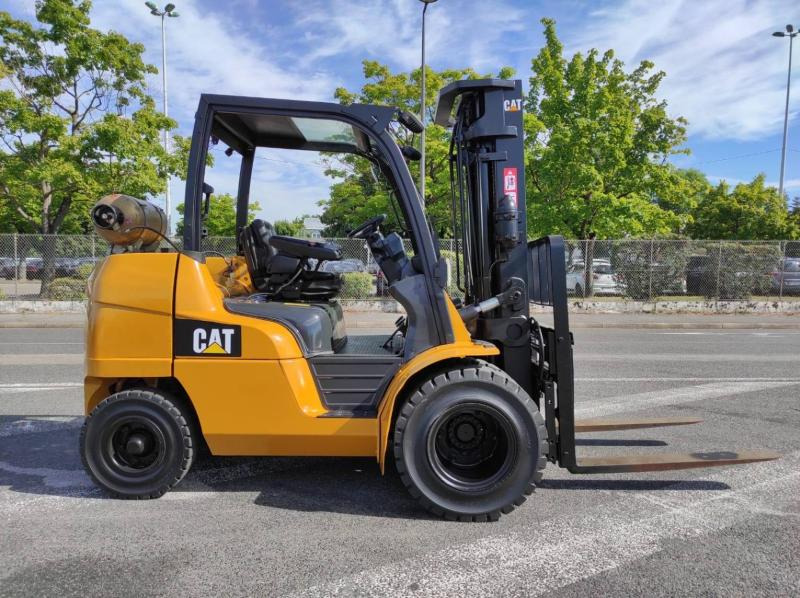 Caterpillar GP40N - LPG forklift: picture 5 Caterpillar GP40N - LPG forklift: picture 5