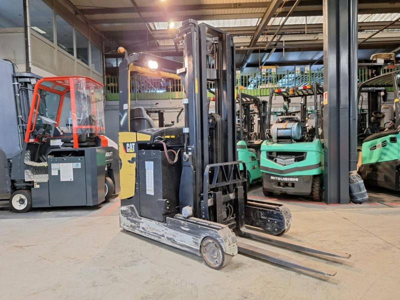 Caterpillar NR20NH - Reach truck: picture 2 Caterpillar NR20NH - Reach truck: picture 2