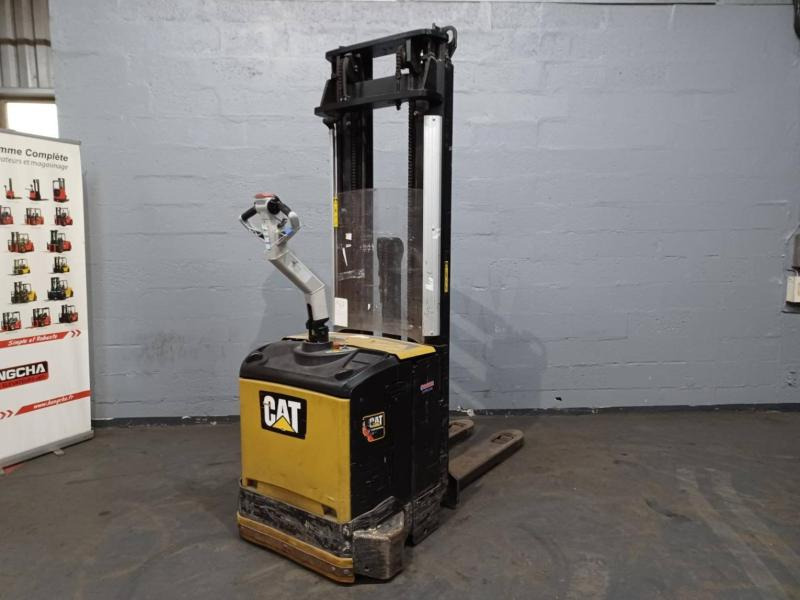 Caterpillar NSV16Ni - Stacker: picture 5 Caterpillar NSV16Ni - Stacker: picture 5