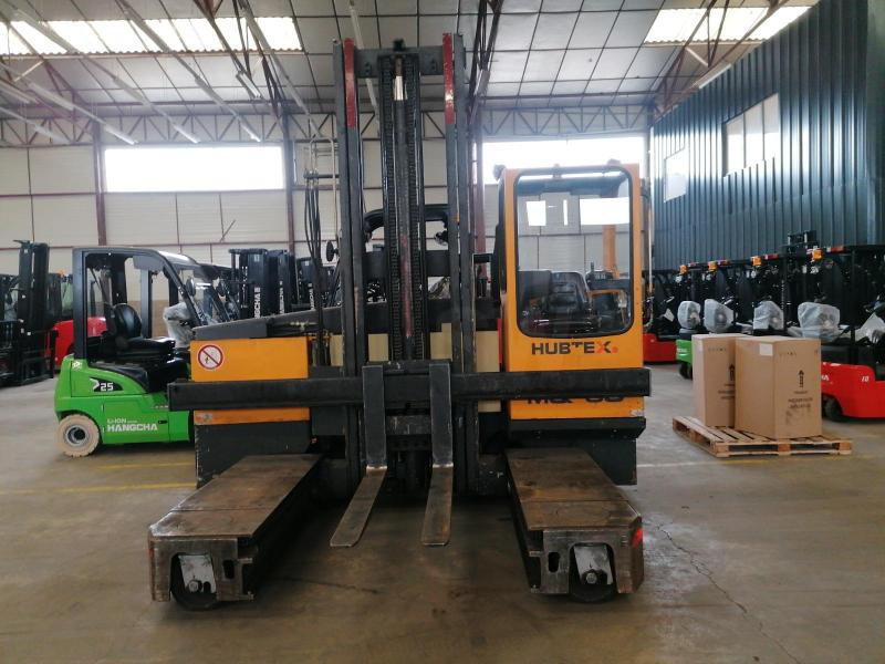 Hubtex MQ30 - 4-way reach truck: picture 3 Hubtex MQ30 - 4-way reach truck: picture 3