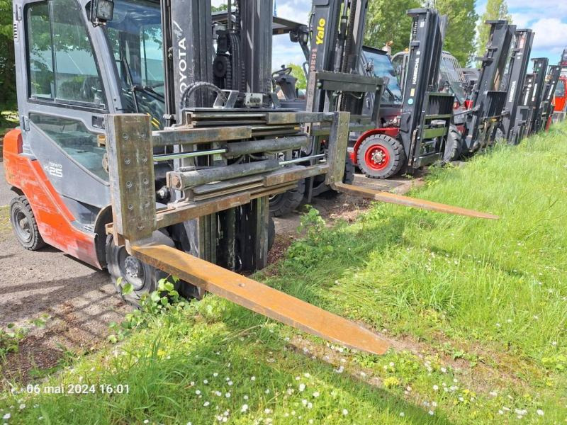 Meyer TDL Positionneur 3-0104K - Forks for Material handling equipment: picture 3 Meyer TDL Positionneur 3-0104K - Forks for Material handling equipment: picture 3