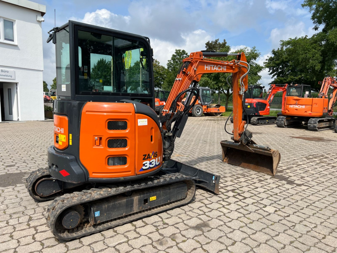 Hitachi ZX 33 U-6 CLR, Bj 22, 650 BH, Klima, MS03, GLV - Mini excavator: picture 4 Hitachi ZX 33 U-6 CLR, Bj 22, 650 BH, Klima, MS03, GLV - Mini excavator: picture 4