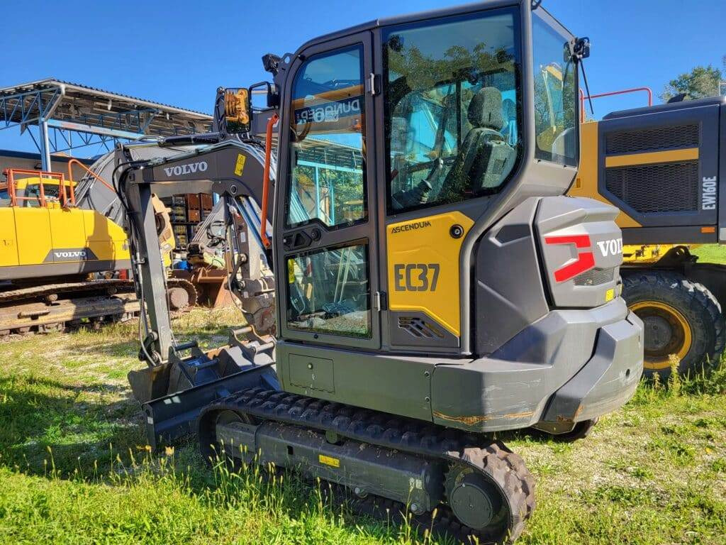 Volvo EC37F - Mini excavator: picture 3 Volvo EC37F - Mini excavator: picture 3