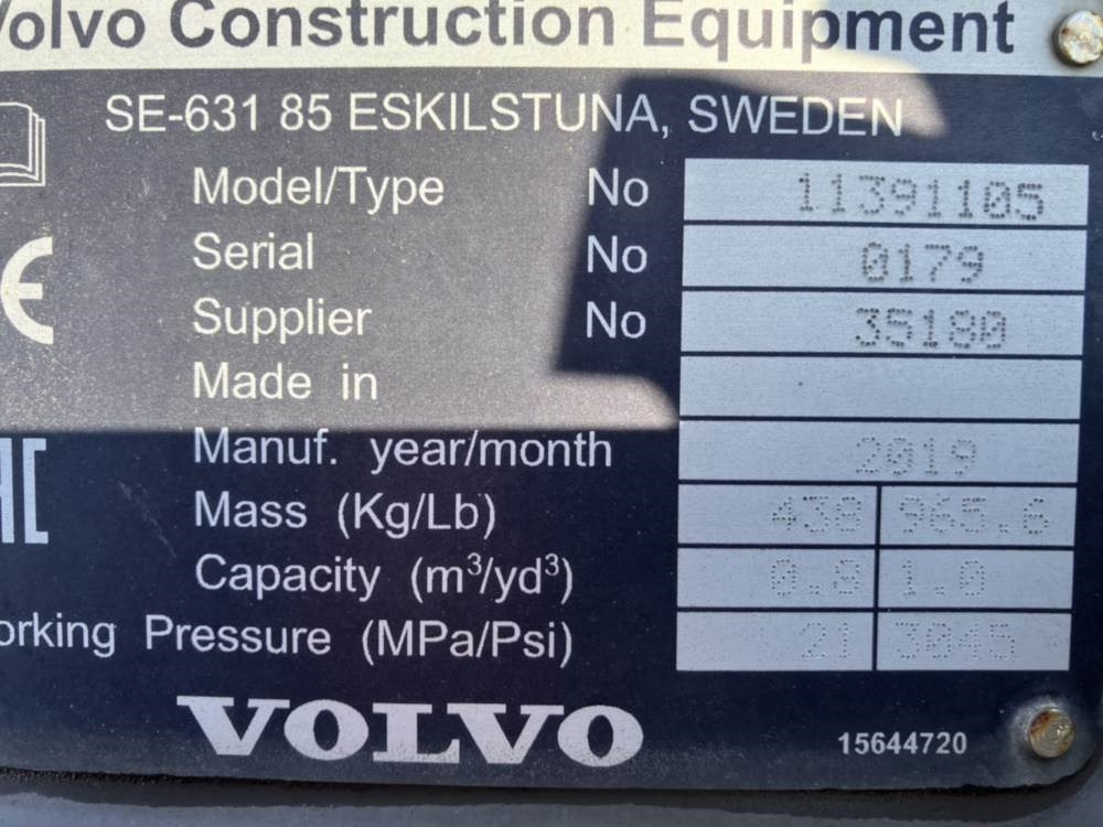 Volvo Klappschaufel mit Messer TPZ - Bucket: picture 5 Volvo Klappschaufel mit Messer TPZ - Bucket: picture 5