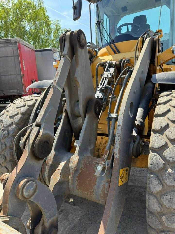 Volvo L60H - Wheel loader: picture 5 Volvo L60H - Wheel loader: picture 5