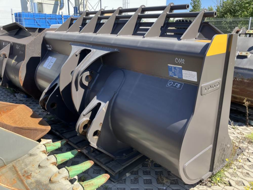 Volvo Schaufel mit Zähnen - Bucket: picture 3 Volvo Schaufel mit Zähnen - Bucket: picture 3