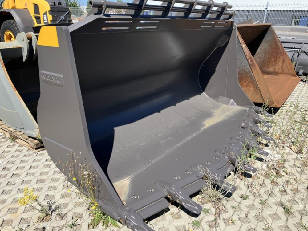 Volvo Schaufel mit Zähnen - Bucket: picture 1 Volvo Schaufel mit Zähnen - Bucket: picture 1