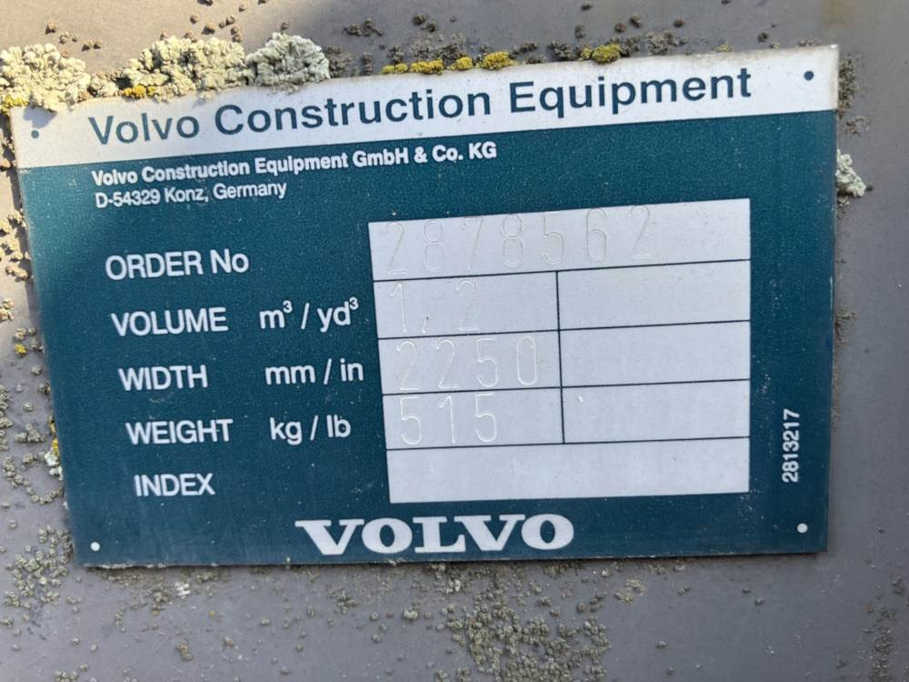 Volvo Schaufel mit Zähnen TPZ - Bucket: picture 4 Volvo Schaufel mit Zähnen TPZ - Bucket: picture 4