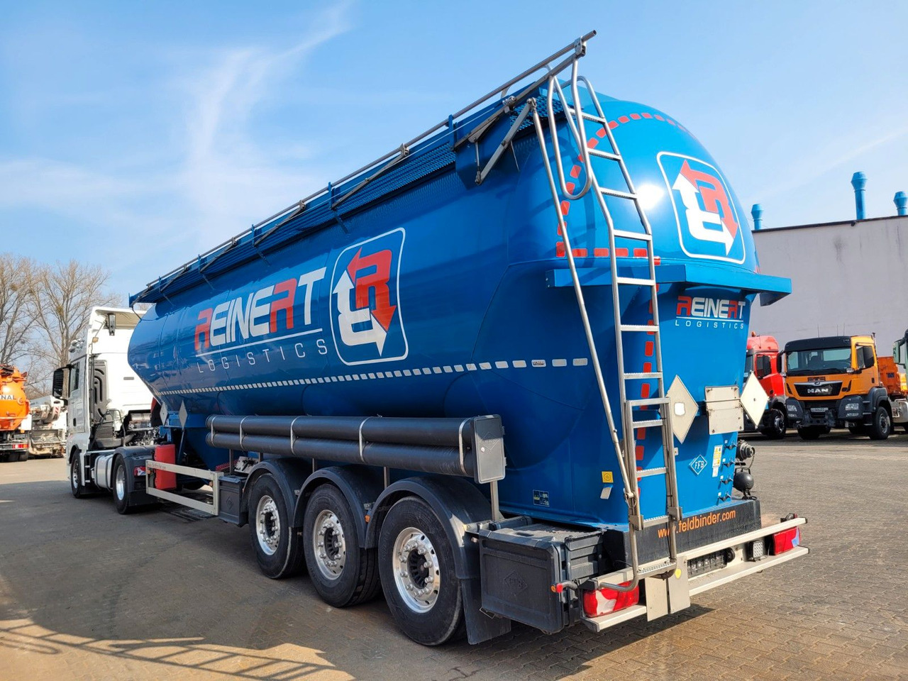 Feldbinder EUT 56.3 Liegend Silo mit ADR AT *56.000 L - Silo semi-trailer: picture 3 Feldbinder EUT 56.3 Liegend Silo mit ADR AT *56.000 L - Silo semi-trailer: picture 3