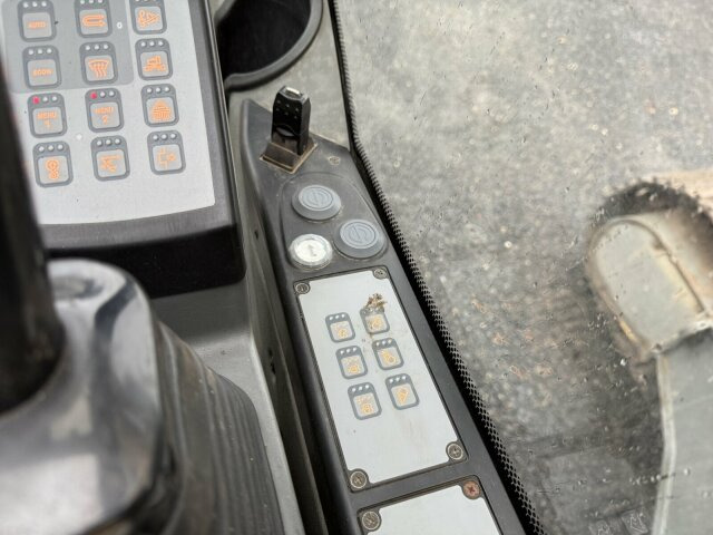 Liebherr LH40C Litronic Industry Long reach 43 Ton - Crawler excavator: picture 5 Liebherr LH40C Litronic Industry Long reach 43 Ton - Crawler excavator: picture 5