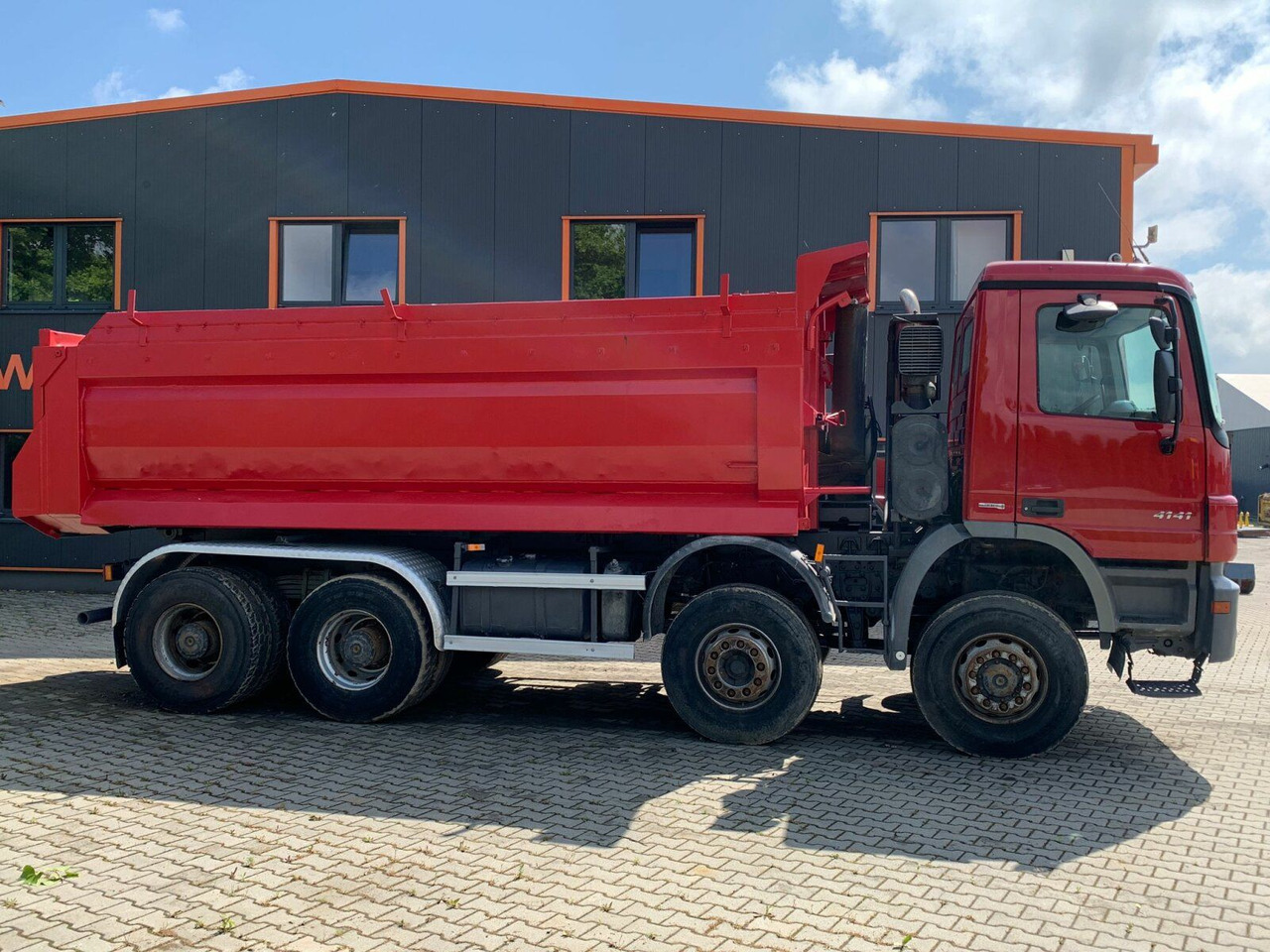 Mercedes-Benz ACTROS 4141 EURO4 8x8 Muldenkipper - Tipper: picture 4 Mercedes-Benz ACTROS 4141 EURO4 8x8 Muldenkipper - Tipper: picture 4