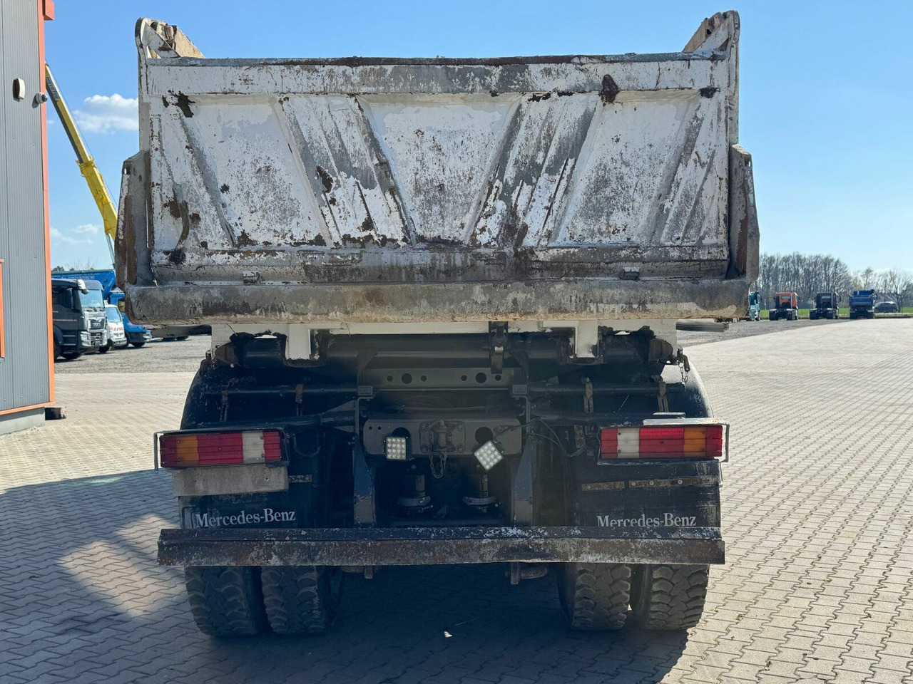 Mercedes-Benz ACTROS 4144 8x8 EURO4 DSK Meiller - Tipper: picture 5 Mercedes-Benz ACTROS 4144 8x8 EURO4 DSK Meiller - Tipper: picture 5