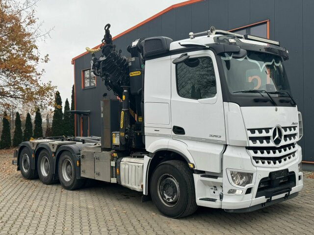 Mercedes-Benz Arocs 3253 8x4 Abrollkipper Kran Palfinger 37002 - Hook lift truck, Crane truck: picture 1 Mercedes-Benz Arocs 3253 8x4 Abrollkipper Kran Palfinger 37002 - Hook lift truck, Crane truck: picture 1