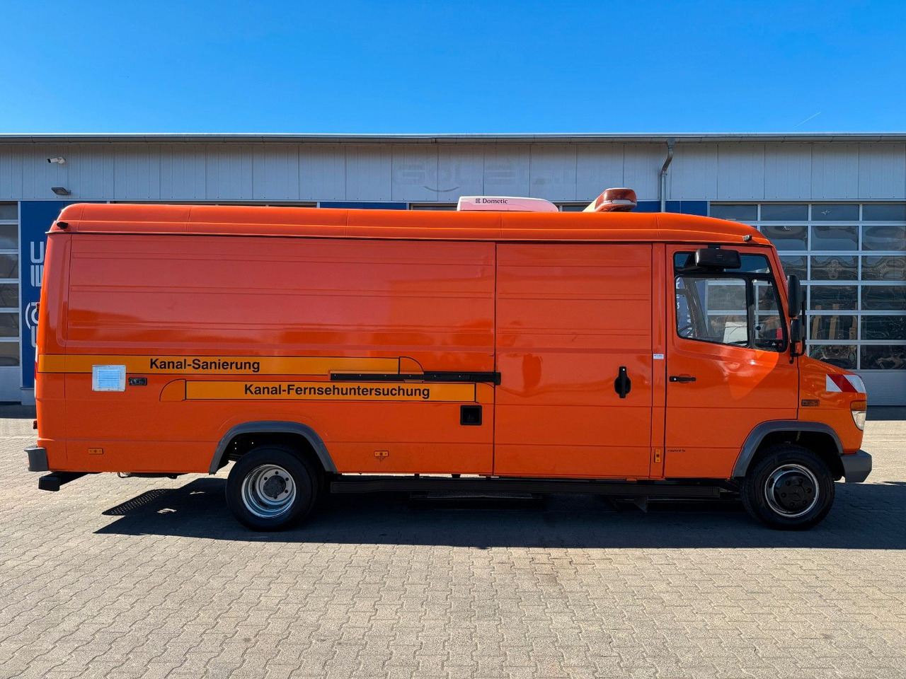 Mercedes-Benz Vario 614D TV Inspektionsanl RCA RAUSCH ELKA 600 - Vacuum truck: picture 3 Mercedes-Benz Vario 614D TV Inspektionsanl RCA RAUSCH ELKA 600 - Vacuum truck: picture 3