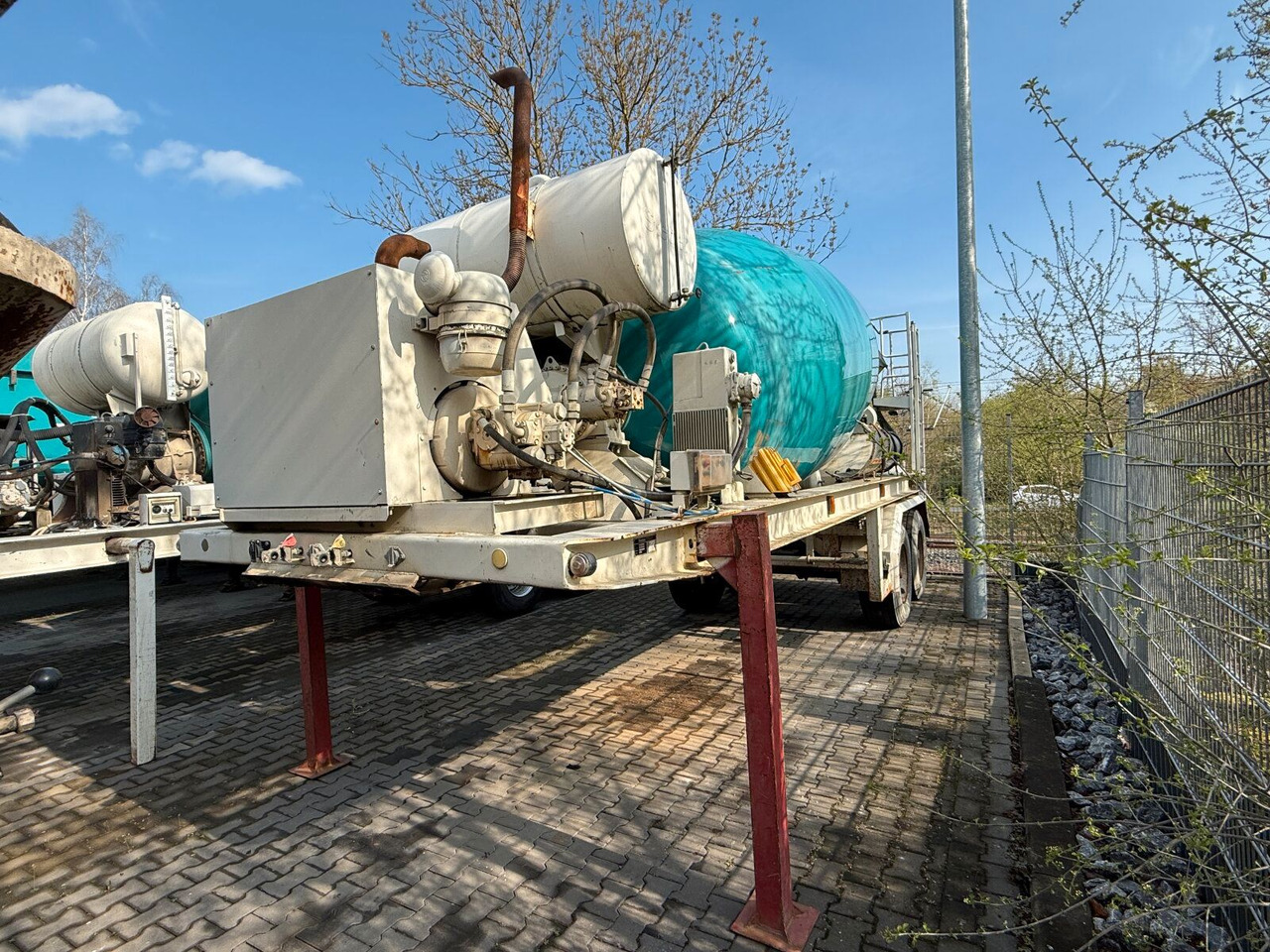 Betonmischer-Auflieger Stetter 10 m³ mit Motor - Semi-trailer: picture 3 Betonmischer-Auflieger Stetter 10 m³ mit Motor - Semi-trailer: picture 3