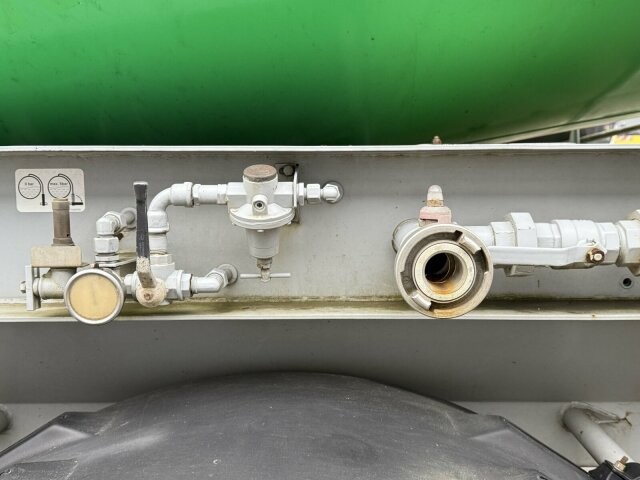 Müller-Mitteltal Liebherr Betonmischer Concrete Auflieger 10 m³ - Semi-trailer: picture 2 Müller-Mitteltal Liebherr Betonmischer Concrete Auflieger 10 m³ - Semi-trailer: picture 2