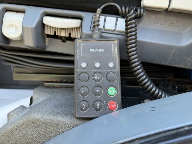 MAN TGS 18.440 4x4H Eur 5 Zugmaschine - Tractor unit: picture 5 MAN TGS 18.440 4x4H Eur 5 Zugmaschine - Tractor unit: picture 5