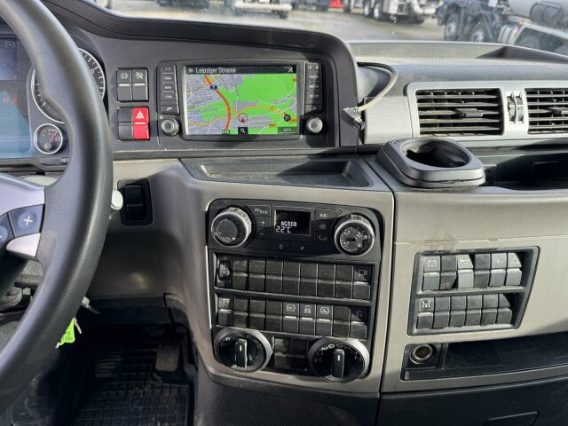 MAN TGS 18.510 4x4 SZM - Kipphyd. Blatt Luft - Tractor unit: picture 4 MAN TGS 18.510 4x4 SZM - Kipphyd. Blatt Luft - Tractor unit: picture 4