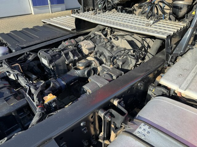 MAN TGS 18.510 4x4 SZM - Kipphyd. Blatt Luft Pritard - Tractor unit: picture 2 MAN TGS 18.510 4x4 SZM - Kipphyd. Blatt Luft Pritard - Tractor unit: picture 2