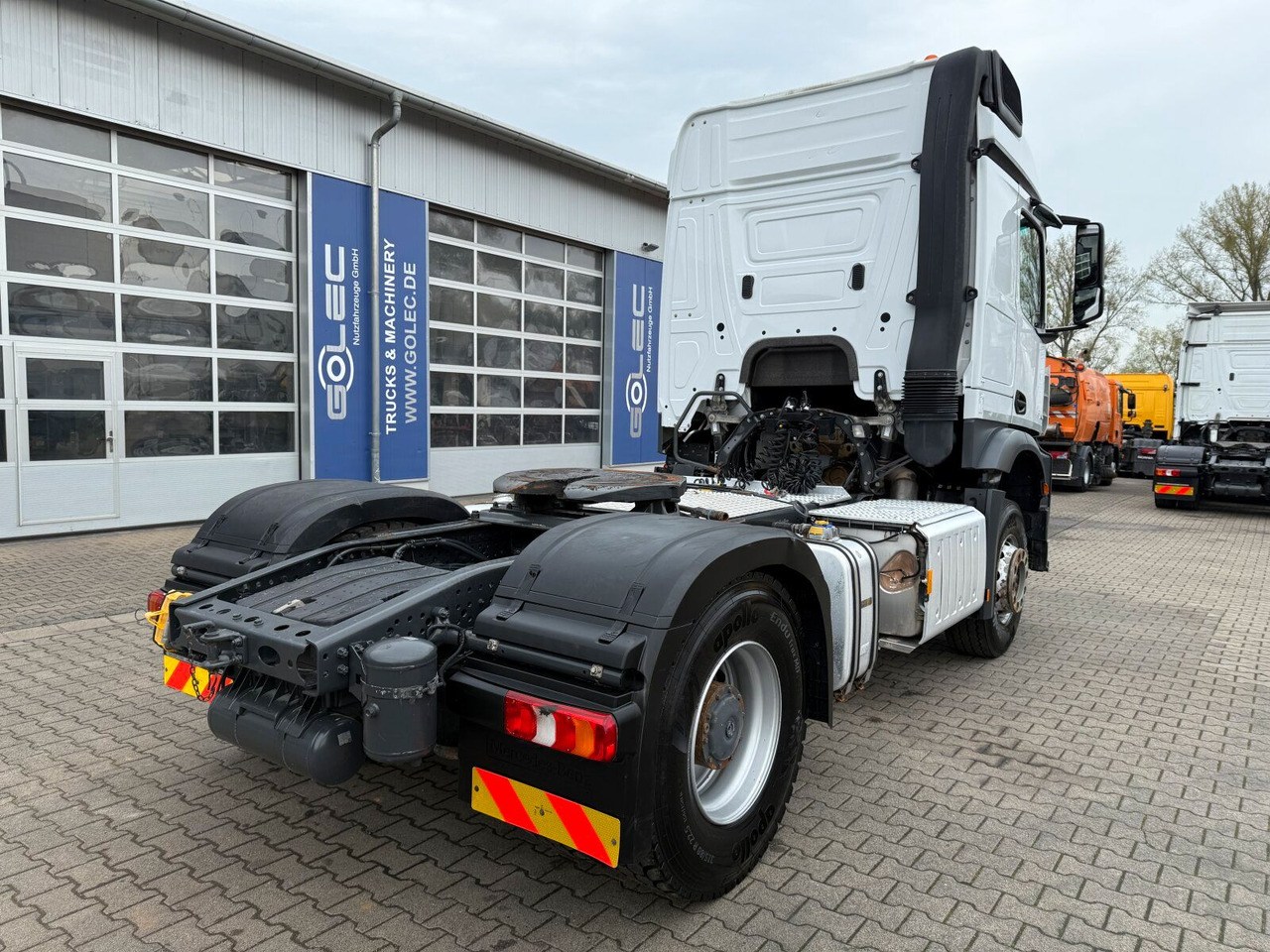 Mercedes-Benz Actros 1843 Sattelzugmaschine 4x2 Kipph. - Tractor unit: picture 3 Mercedes-Benz Actros 1843 Sattelzugmaschine 4x2 Kipph. - Tractor unit: picture 3