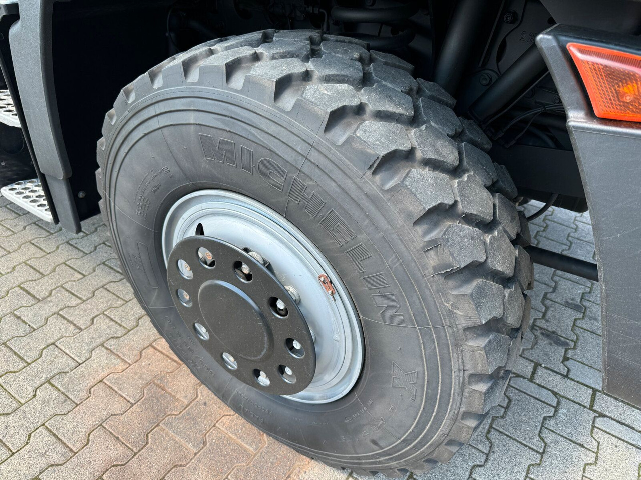 Tipper Unimog U435 Kipper mit Reifendruckregelanlage: picture 30