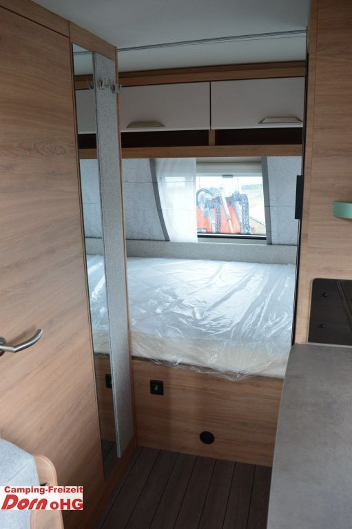 Caravan Knaus Südwind 420 QD 60 YEARS Kühlschrank 142l: picture 8