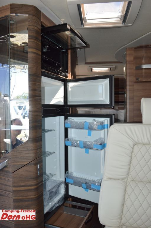 Integrated motorhome Knaus Sun I 700 LEG Automatik/180 PS: picture 26