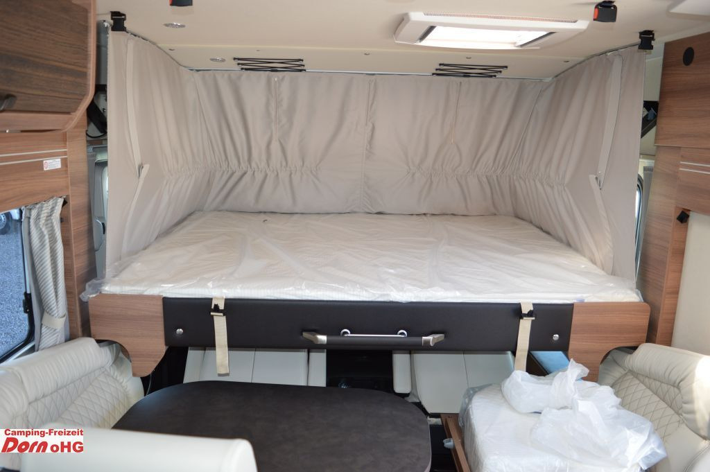 Integrated motorhome Knaus Sun I 700 LEG Automatik/180 PS: picture 20