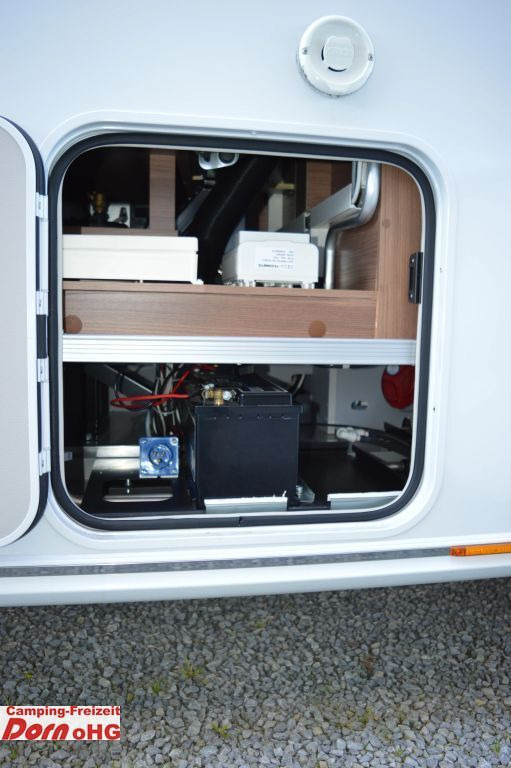 Integrated motorhome Knaus Sun I 700 LEG Automatik/180 PS: picture 28