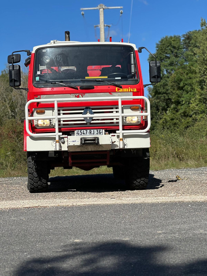 RENAULT M180 - Fire truck: picture 1 RENAULT M180 - Fire truck: picture 1