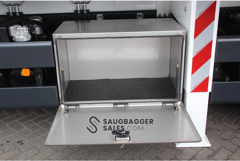 Vacuum truck MAN TGS 26.510 6X2-4 BL CH MTS DINO 8 SAUGBAGGER: picture 16 Vacuum truck MAN TGS 26.510 6X2-4 BL CH MTS DINO 8 SAUGBAGGER: picture 16