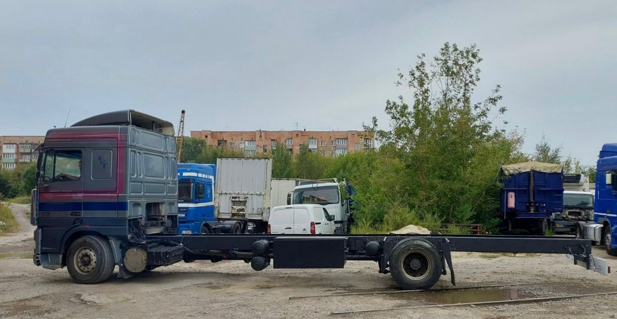 DAF 95XF380 - Cab chassis truck: picture 3 DAF 95XF380 - Cab chassis truck: picture 3