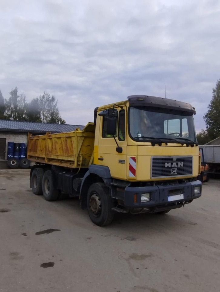 MAN 26.403 - Tipper: picture 1 MAN 26.403 - Tipper: picture 1