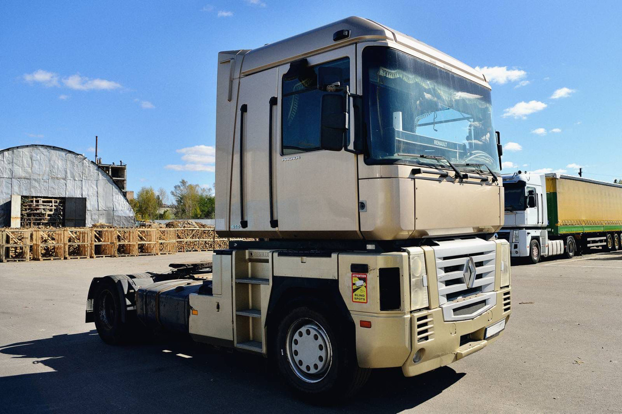 RENAULT Magnum 440 - Tractor unit: picture 1 RENAULT Magnum 440 - Tractor unit: picture 1