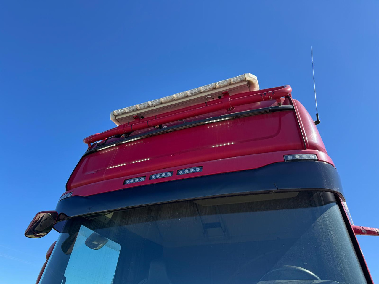 SCANIA R520 - Tractor unit: picture 5 SCANIA R520 - Tractor unit: picture 5